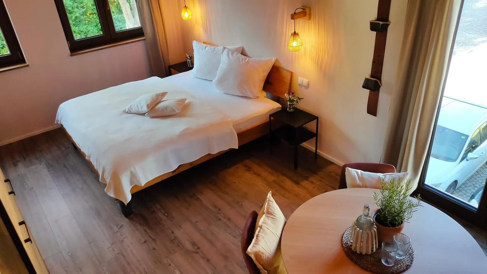 Aparthotel Das Herzstueck - Schaubrennerei, Hausbrauerei & Apartments Burghaslach